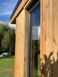 aluminium window detail external